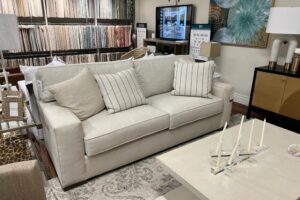 Bridging Creativity: How Interior Designers and Furniture Stores Create Dream Spaces Together